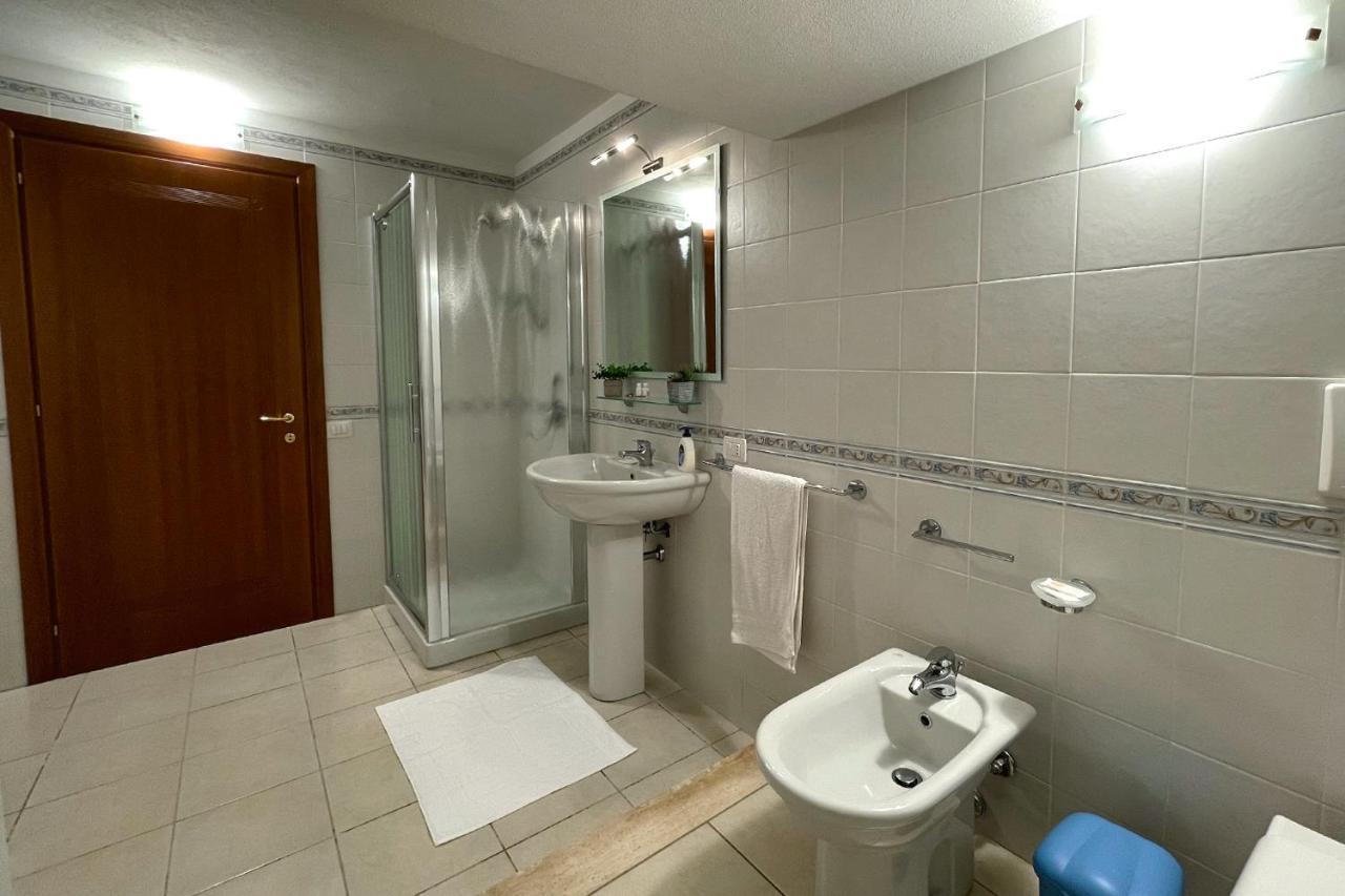 Aristanis Home Vacation Apartment Ористано Экстерьер фото